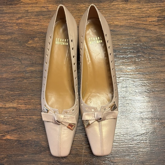 Stuart Weitzman Pearl Ivory Pumps - Size 9.5N - Picture 2 of 9